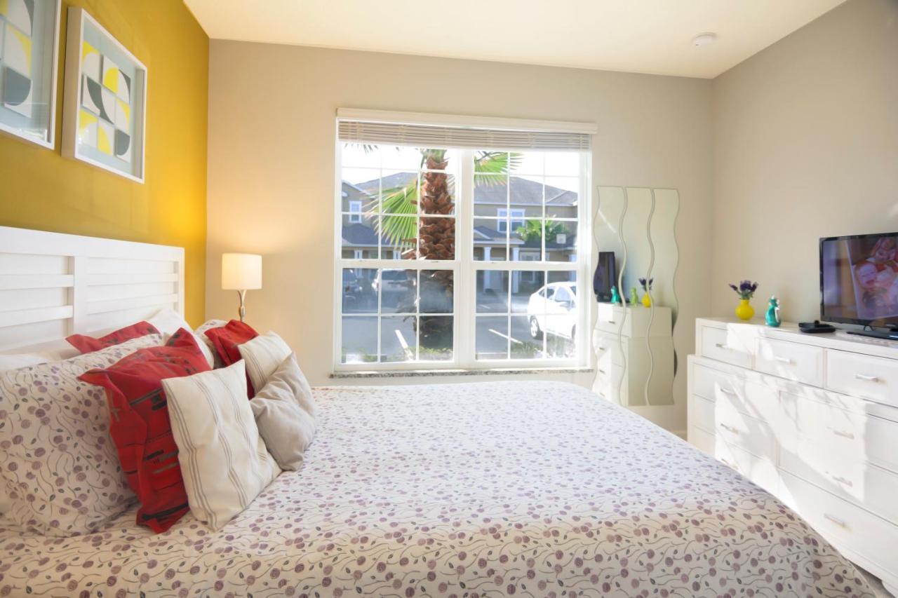 Serenity Resort 3 Bedroom Vacation Townhome With Pool クレルモン エクステリア 写真