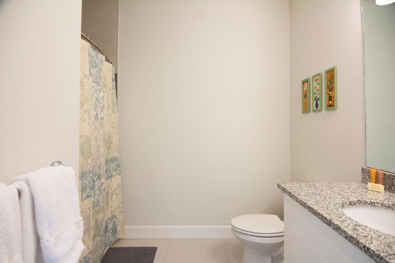 Serenity Resort 3 Bedroom Vacation Townhome With Pool クレルモン エクステリア 写真