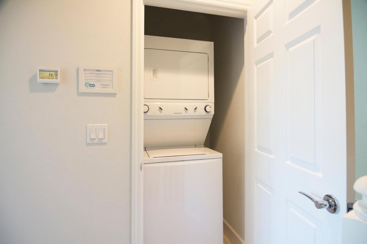 Serenity Resort 3 Bedroom Vacation Townhome With Pool クレルモン エクステリア 写真