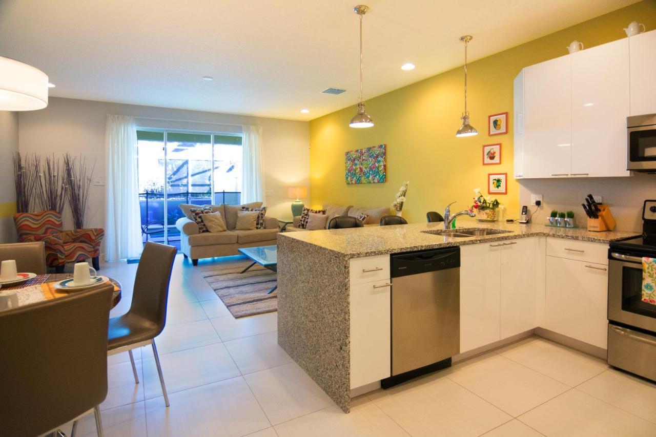 Serenity Resort 3 Bedroom Vacation Townhome With Pool クレルモン エクステリア 写真