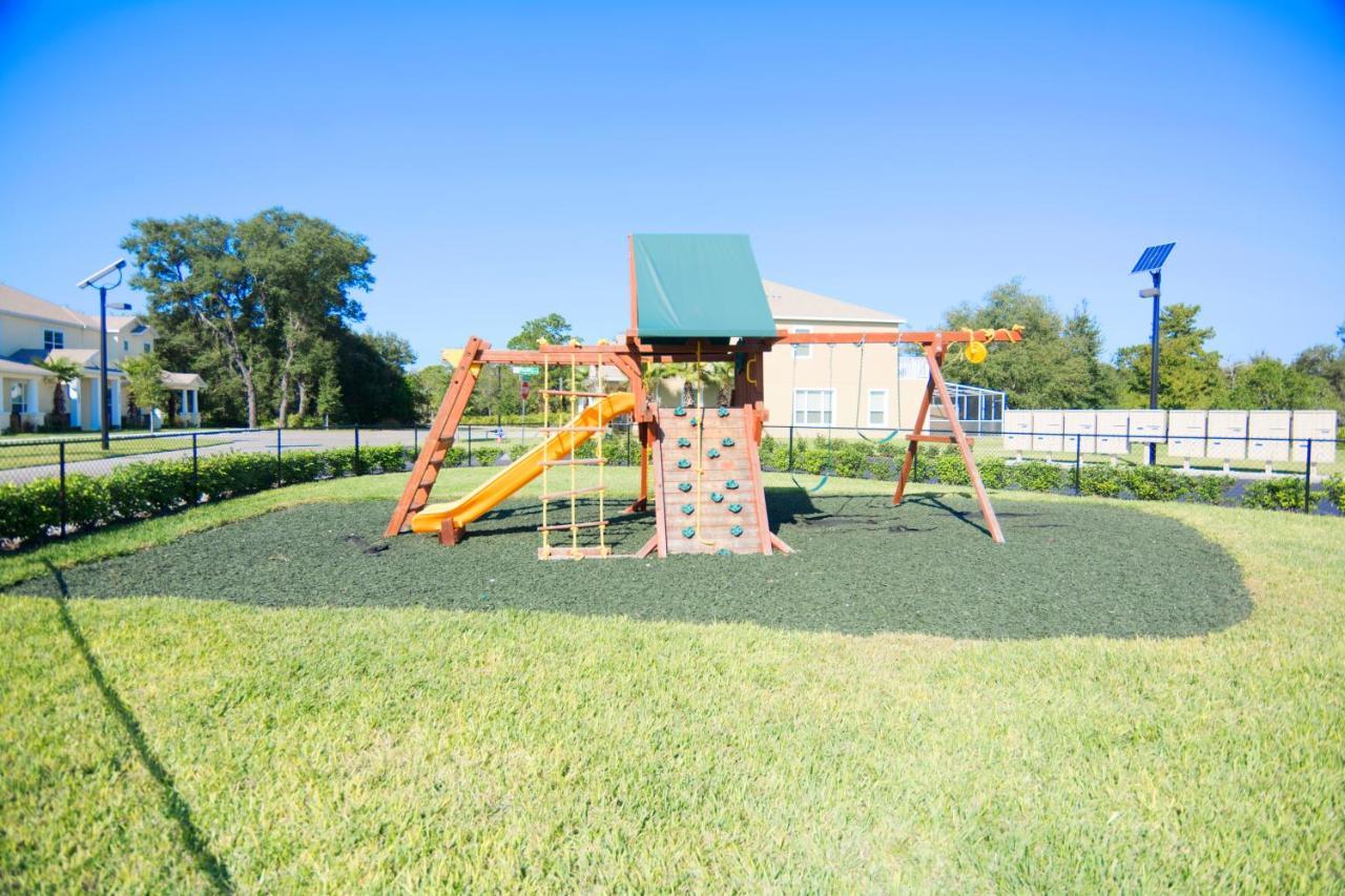 Serenity Resort 3 Bedroom Vacation Townhome With Pool クレルモン エクステリア 写真