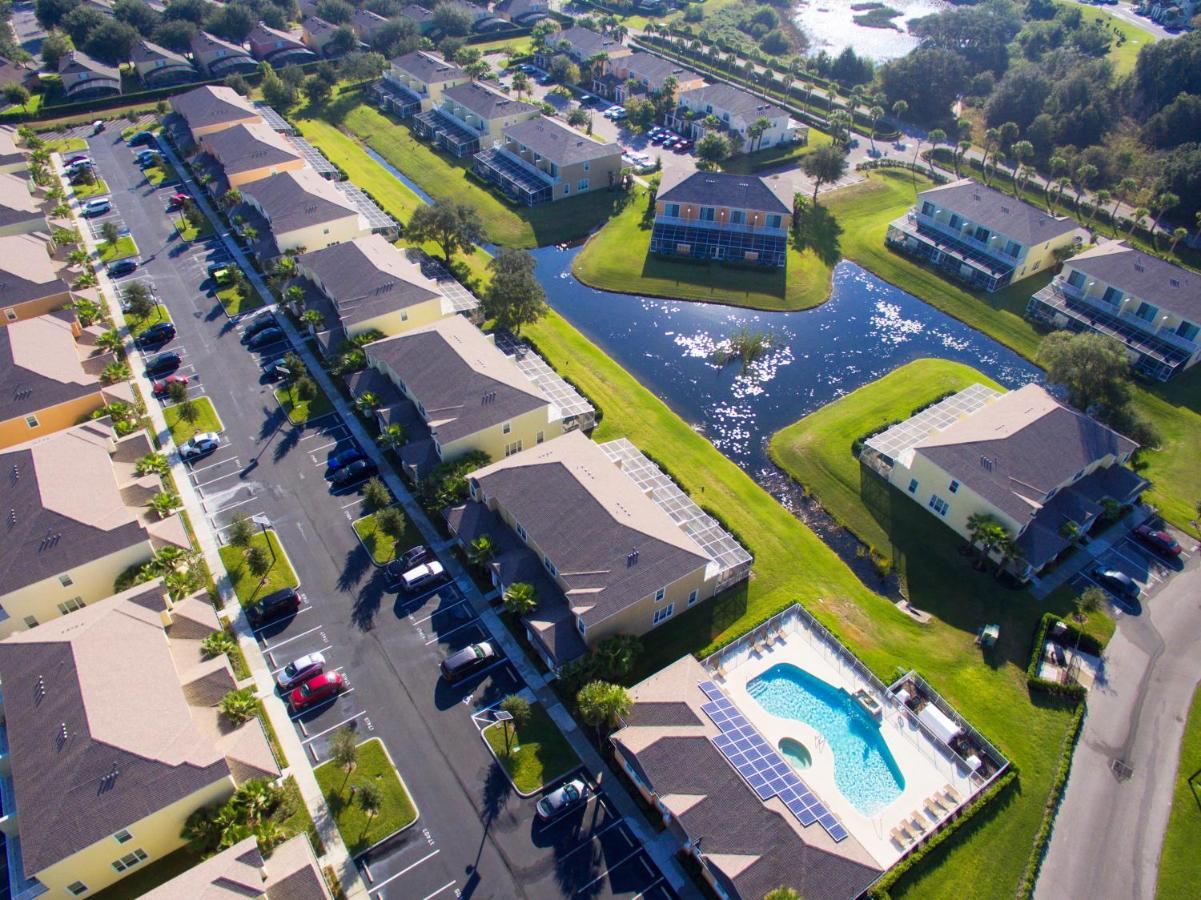 Serenity Resort 3 Bedroom Vacation Townhome With Pool クレルモン エクステリア 写真